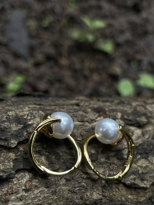 Pearl cubic zircon hoop gold earring