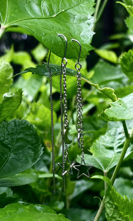 Moon start hanging silver earring