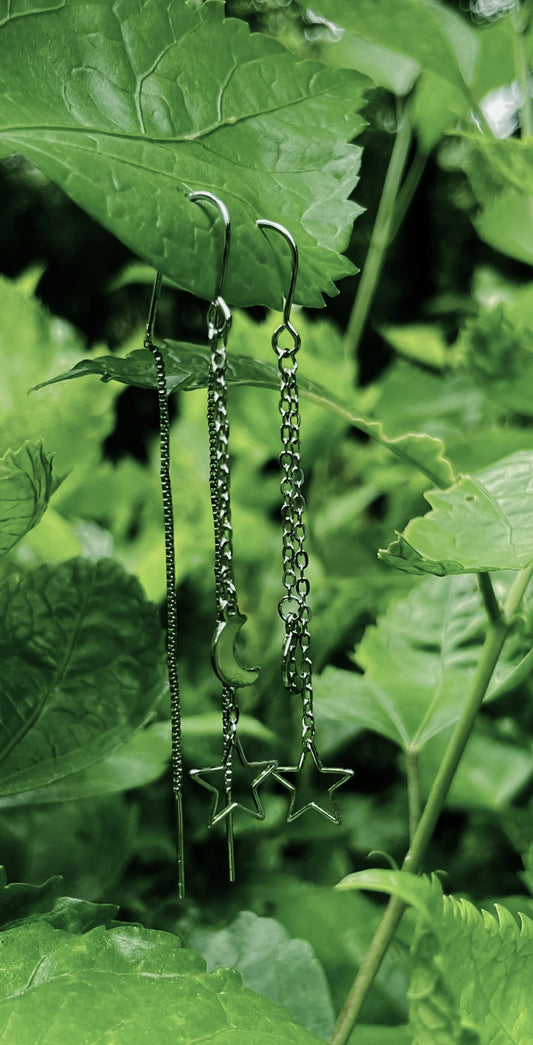 Moon start hanging silver earring