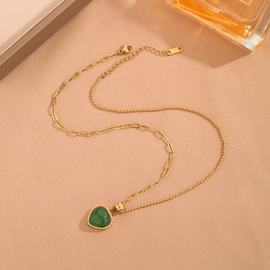 Opulent emerald necklace
