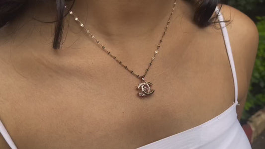 Delightful heaven pendant